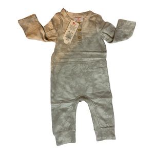 NWT Cat & Jack 1 Piece  Long Sleeve Romper Tan Tie-Dye 6-9 mo